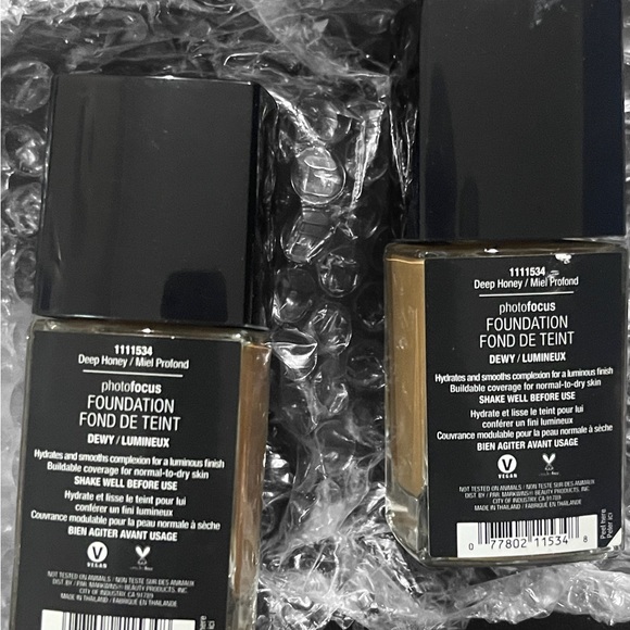 Wet & Wild 2x PHOTO FOCUS DEWY FOUNDATION- Deep Honey 1111534 0.95 fl oz NWT - Picture 2 of 2